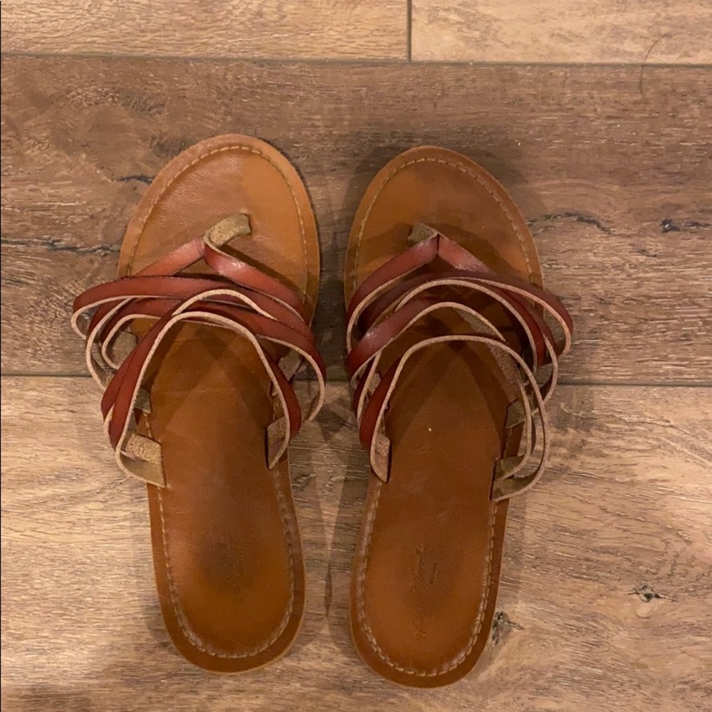 Brown Universal Thread Sandals